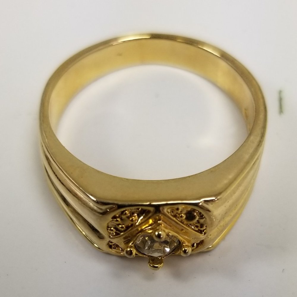 Men's ring with stone  gold tone